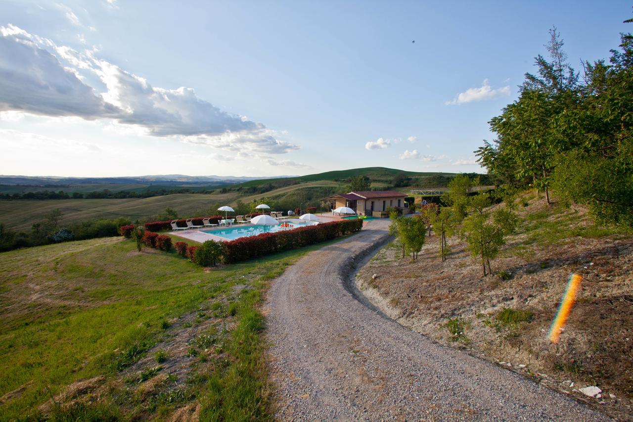 Casa Vacanze Santa Caterina Asciano Exterior photo